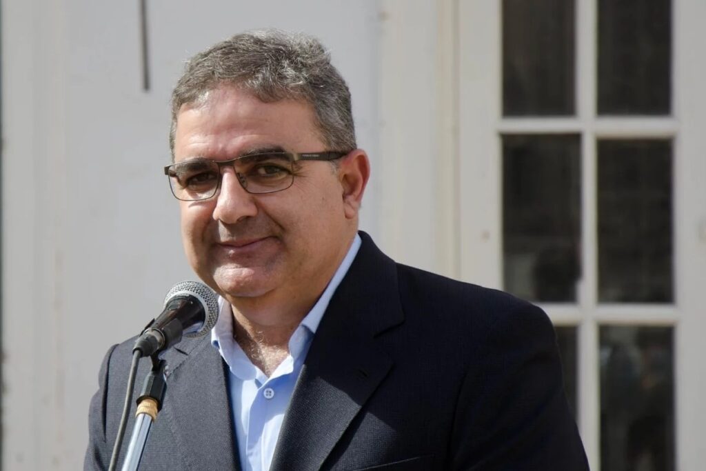 Jalil puso en duda el bono de fin de año