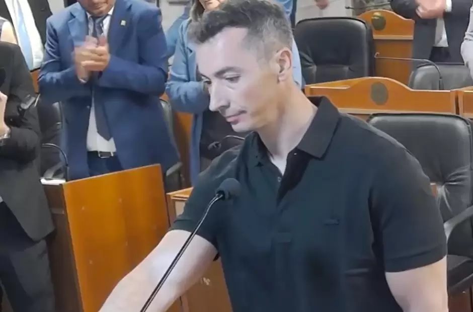 Nabarro rompió con el MID y conformó un bloque unipersonal: tensión política en el inicio del nuevo período legislativo