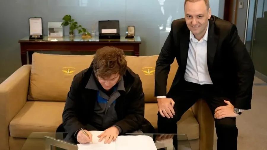 Milei acelera el cambio histórico: así es la reforma laboral que busca reescribir las reglas del trabajo en Argentina