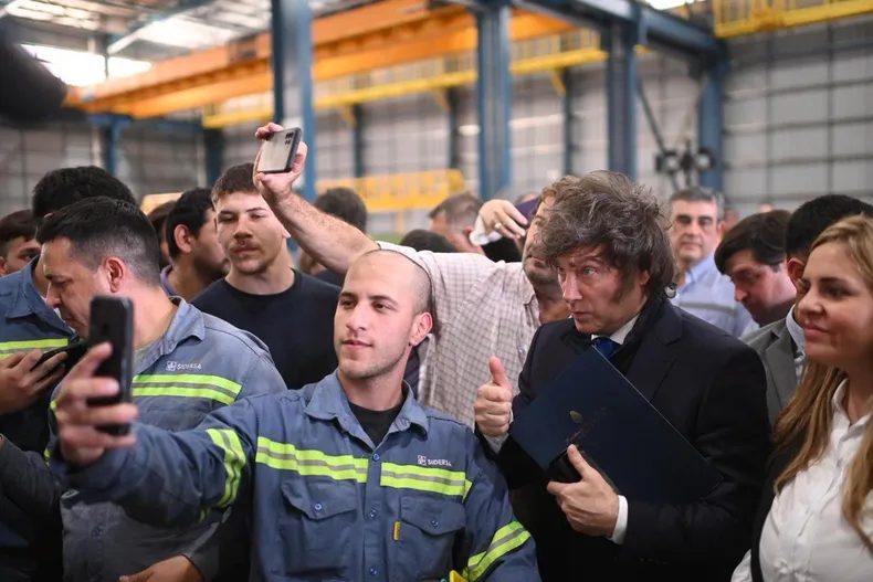 Reforma laboral: avance clave para modernizar el empleo y limitar el poder sindical