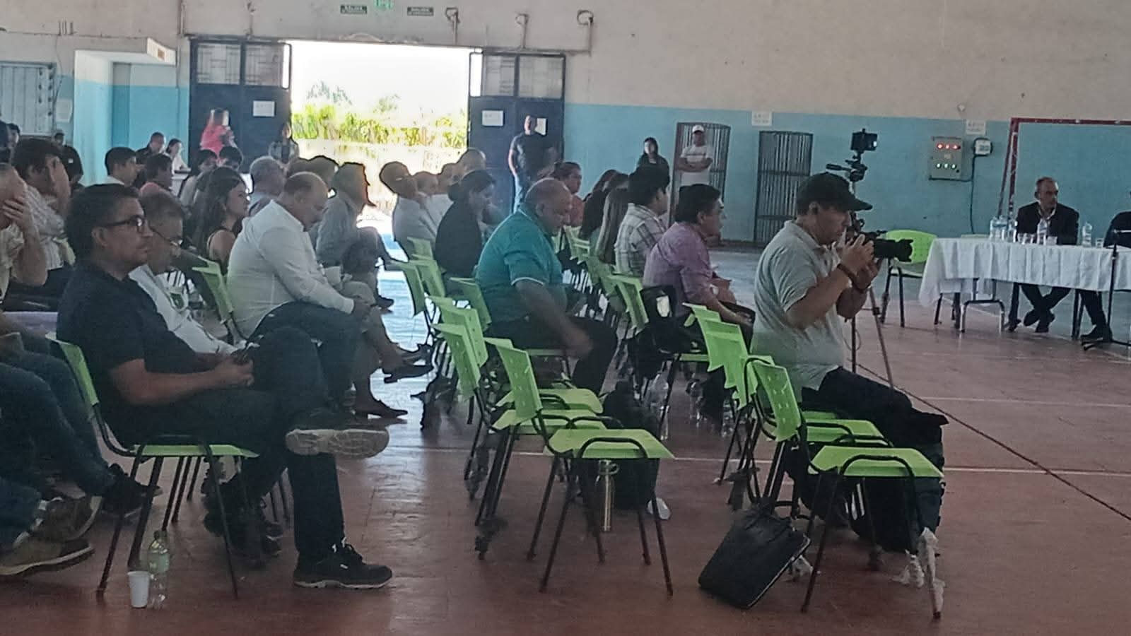 Fiambalá: Desinterés y críticas en la audiencia informativa de la Provincia